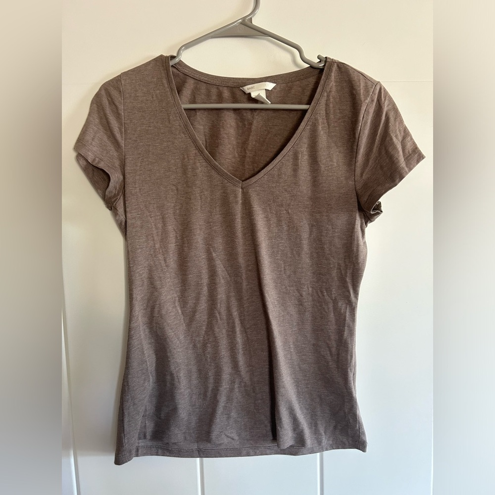 H&M Basics Neutral T Shirt Size M